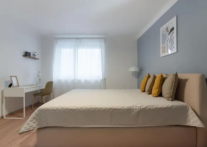 Ruhelage Im Zentrum Nahe Schottentor-contactless Self-check-in Apartment *