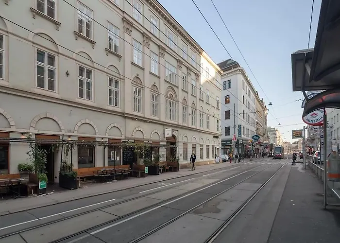 Ruhelage Im Zentrum Nahe Schottentor-contactless Self-check-in Vienna