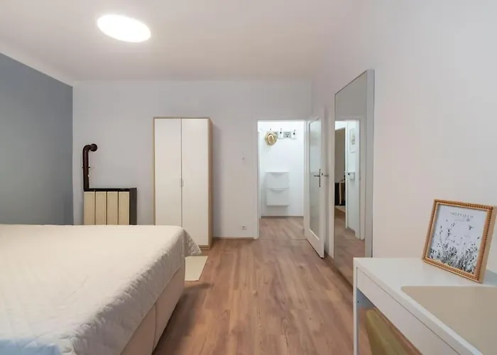 Apartment Ruhelage Im Zentrum Nahe Schottentor-contactless Self-check-in