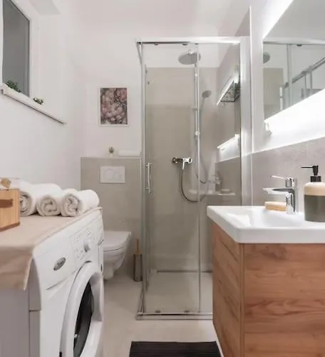 Apartment Ruhelage Im Zentrum Nahe Schottentor-contactless Self-check-in