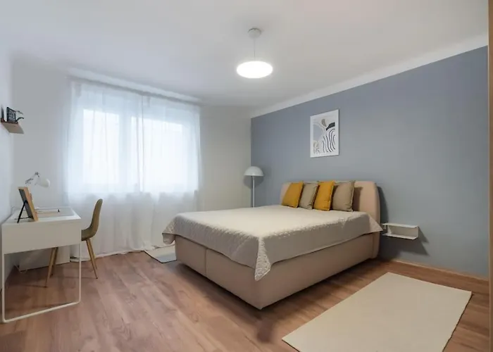 Ruhelage Im Zentrum Nahe Schottentor-contactless Self-check-in Apartment